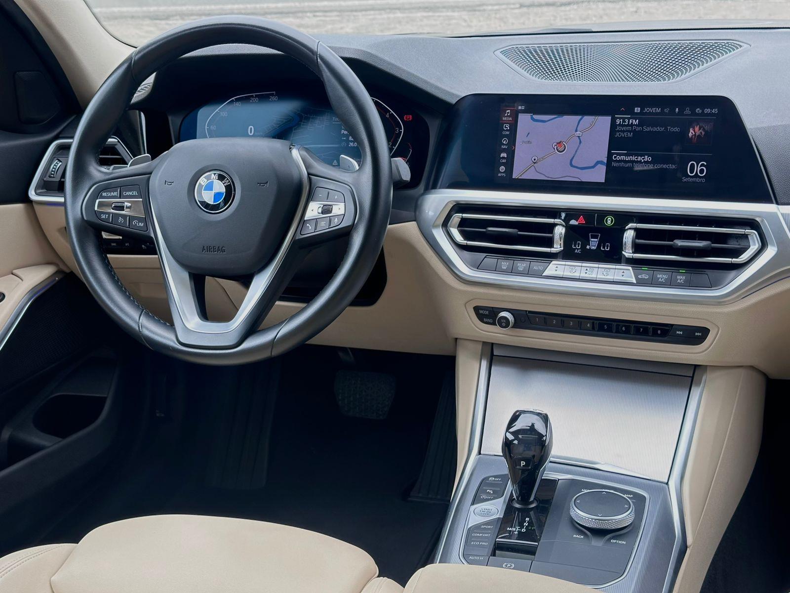 BMW 320i