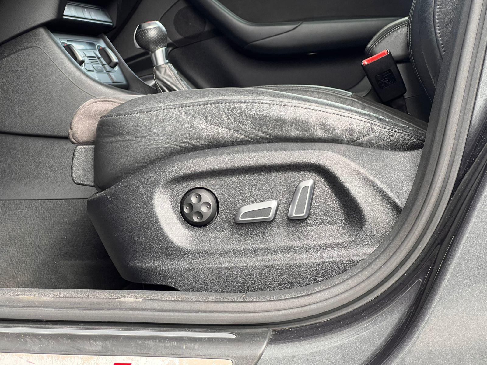 AUDI RS Q3