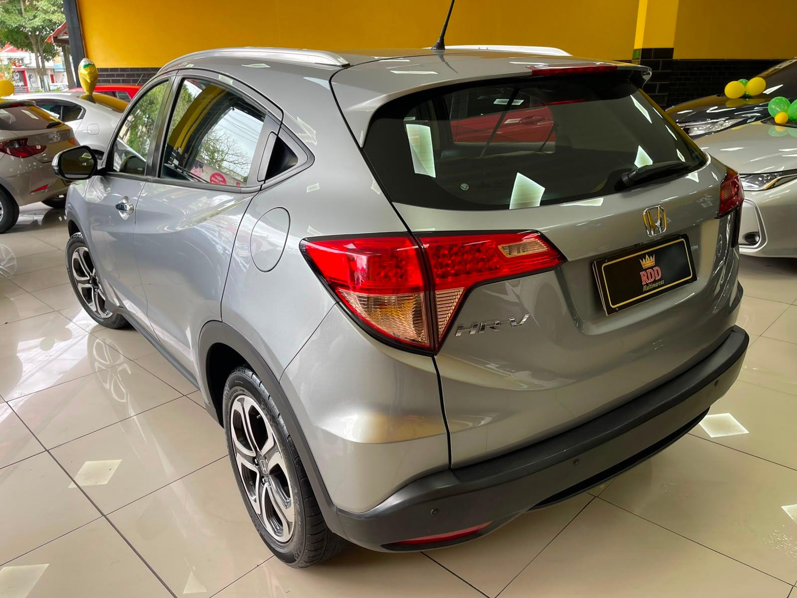 HR-V