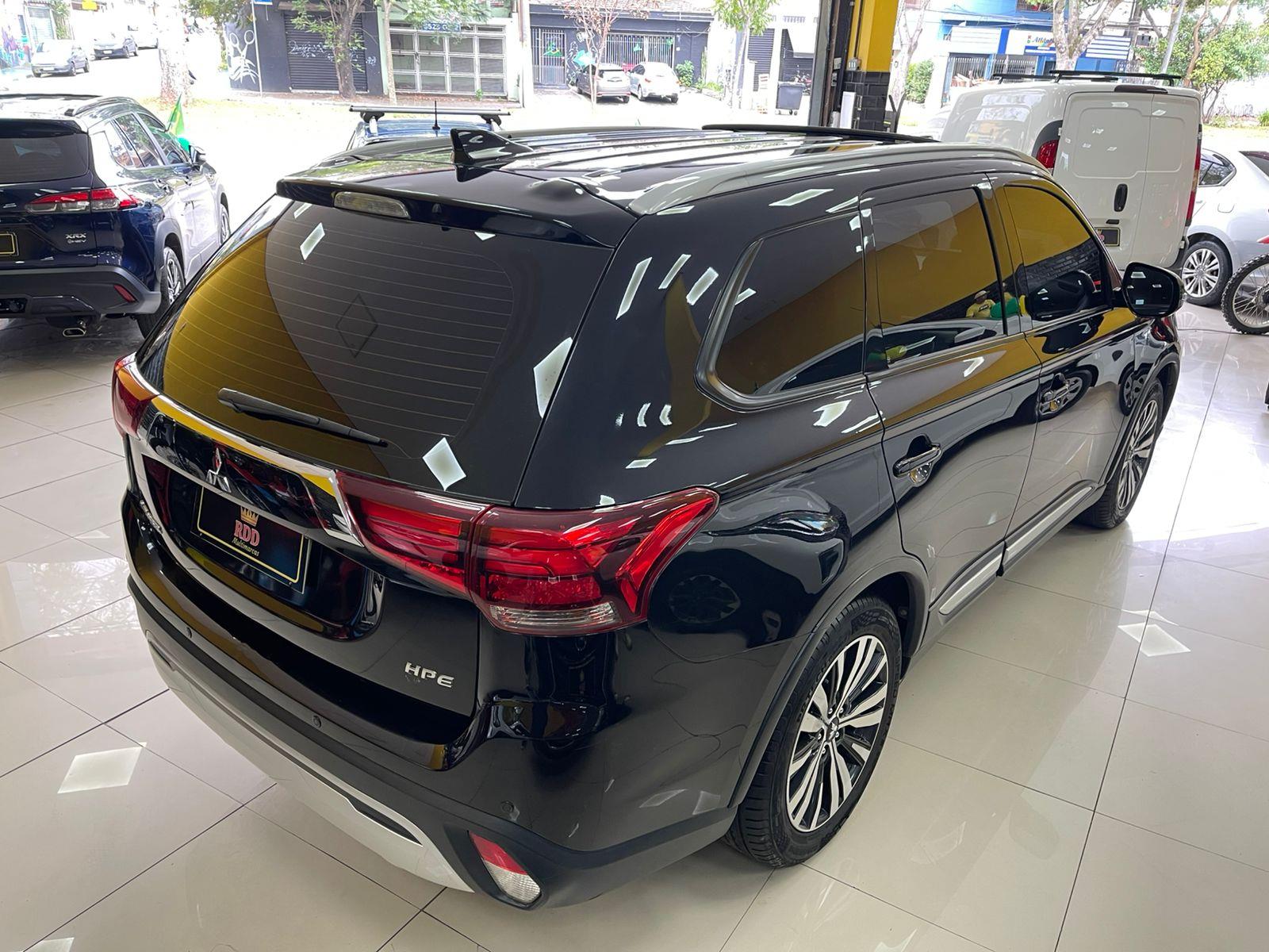 OUTLANDER