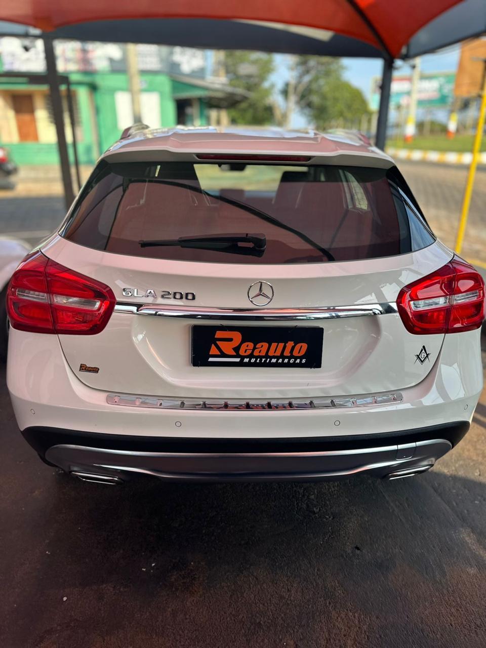 GLA 200