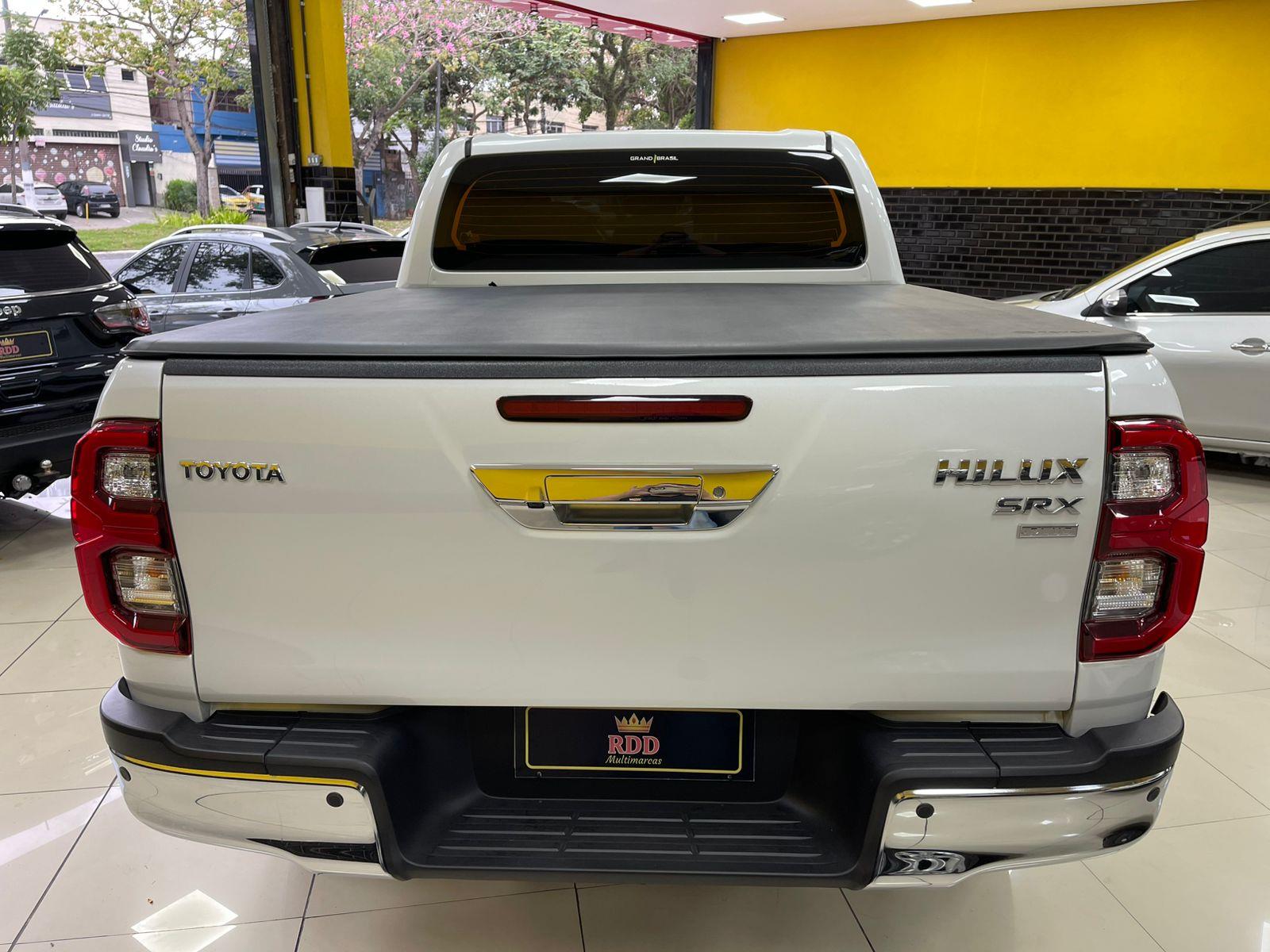 HILUX