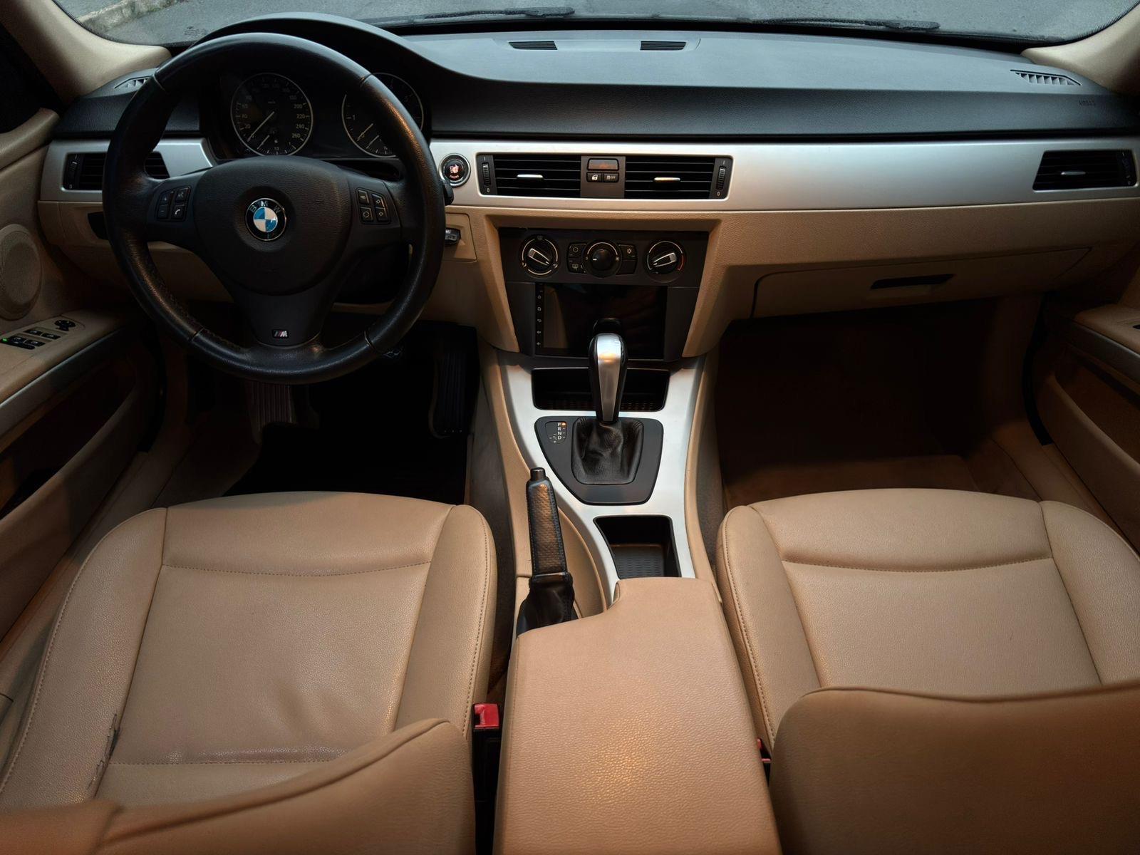 318I