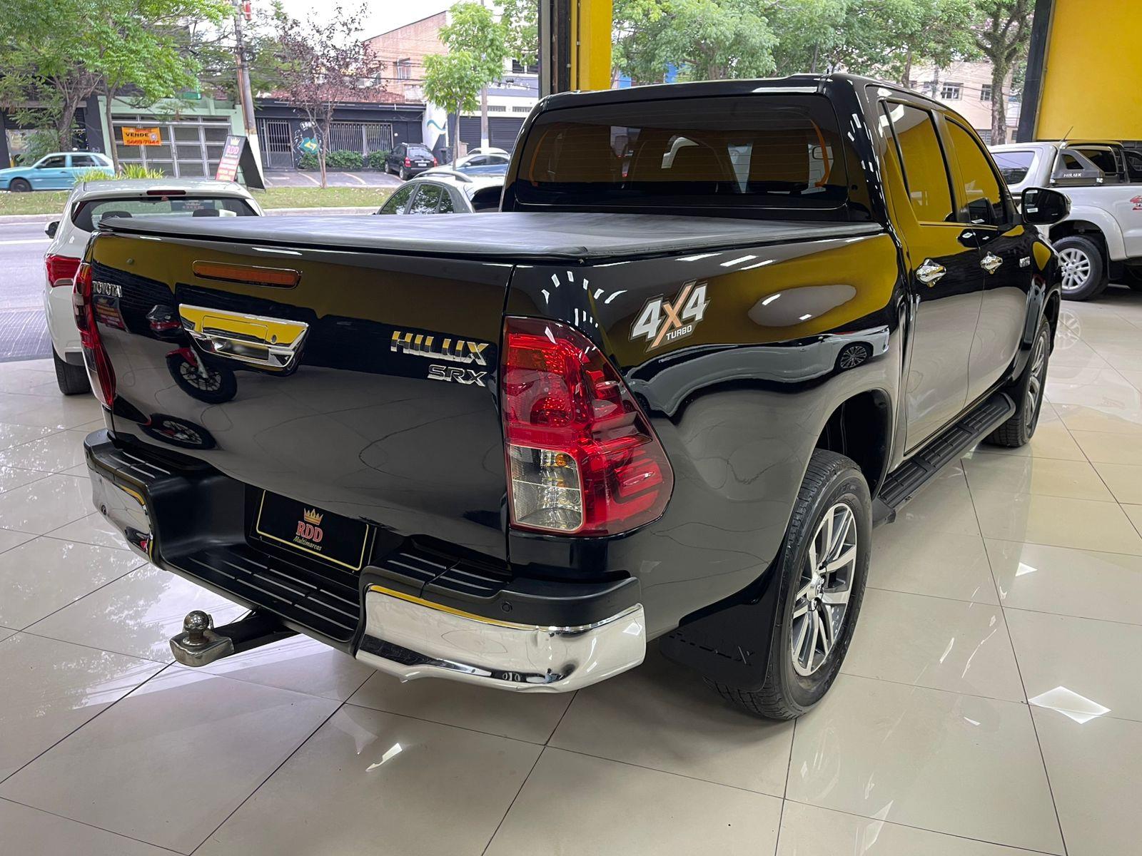 HILUX