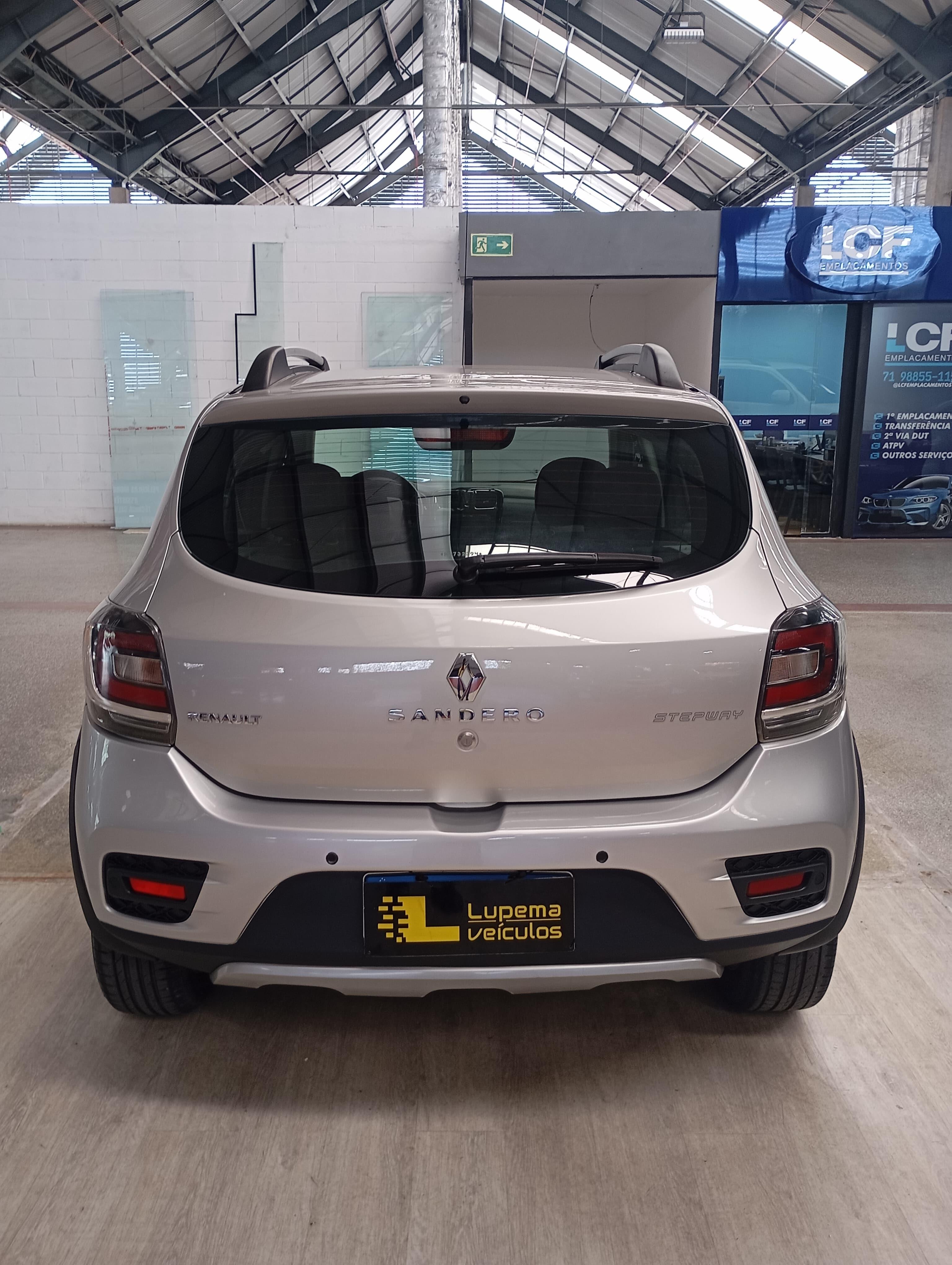 RENAULT SANDERO