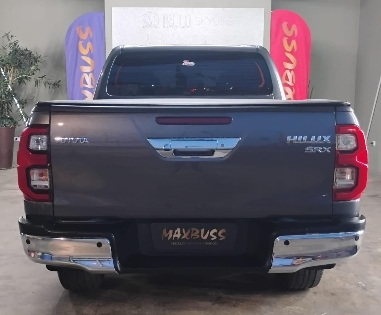 HILUX