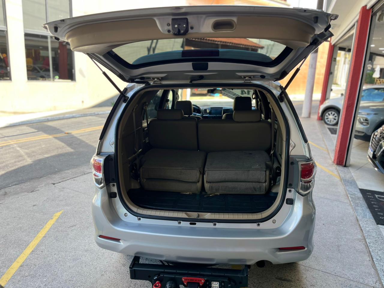 HILUX SW4