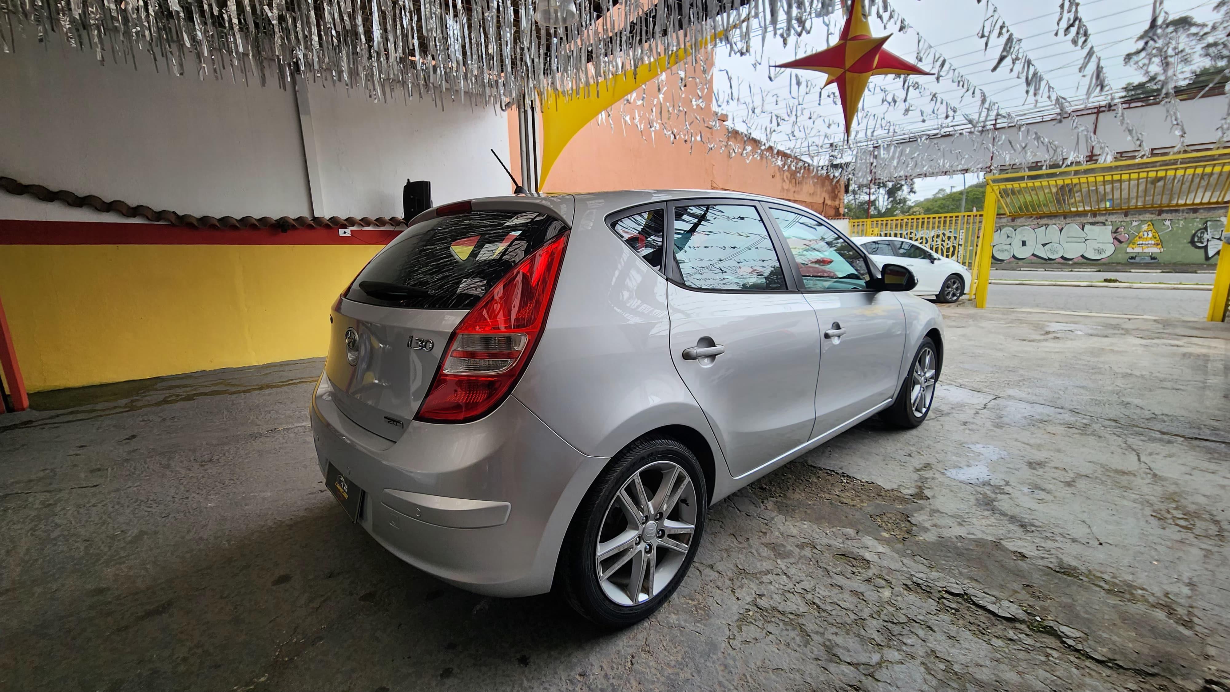 I30