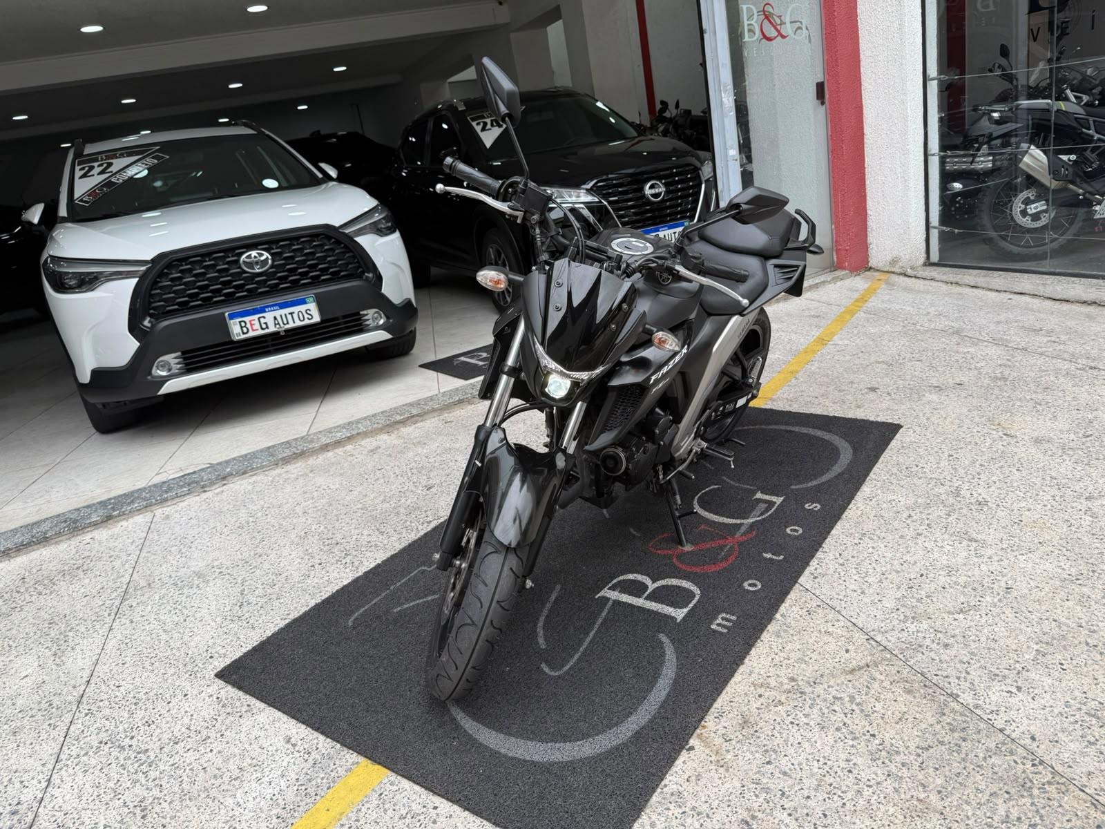 FZ25 FAZER ABS
