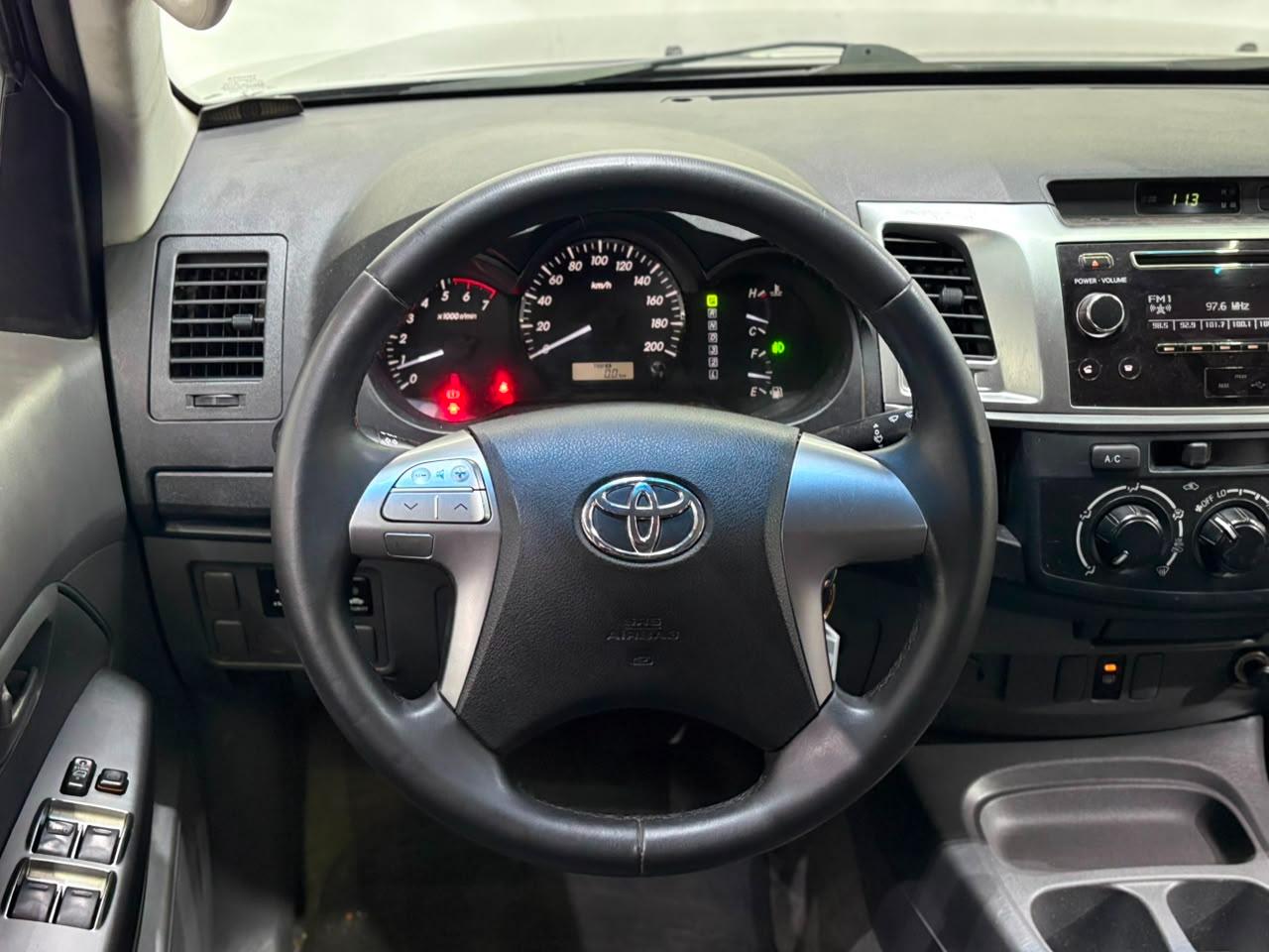 HILUX