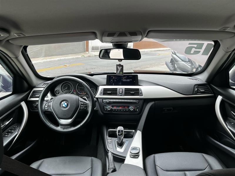 320I