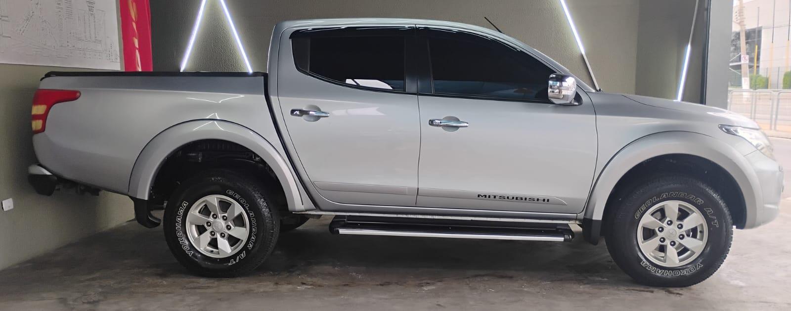L200 TRITON