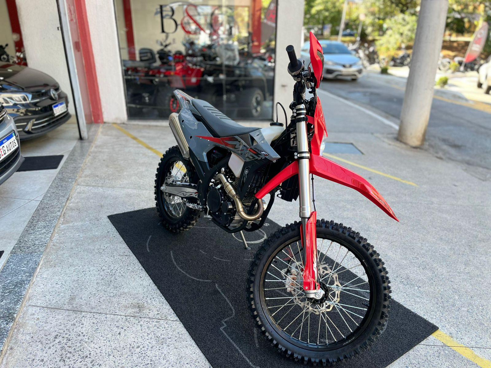 270 EFI COM PARTIDA ELETRICA 4T 