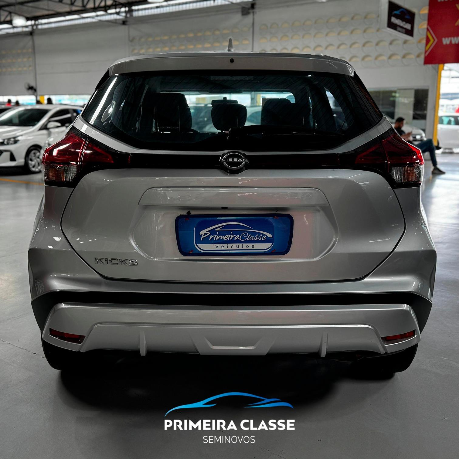 NISSAN KICKS