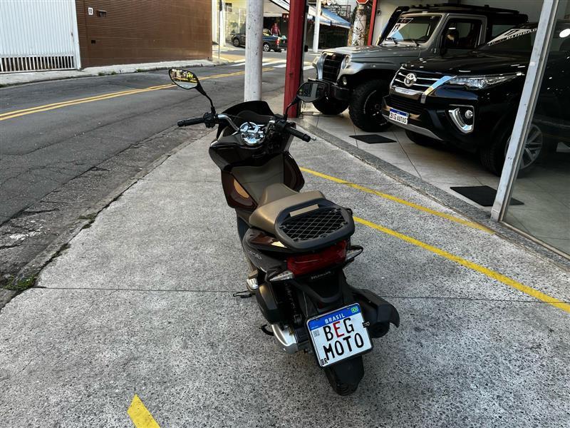 PCX DLX