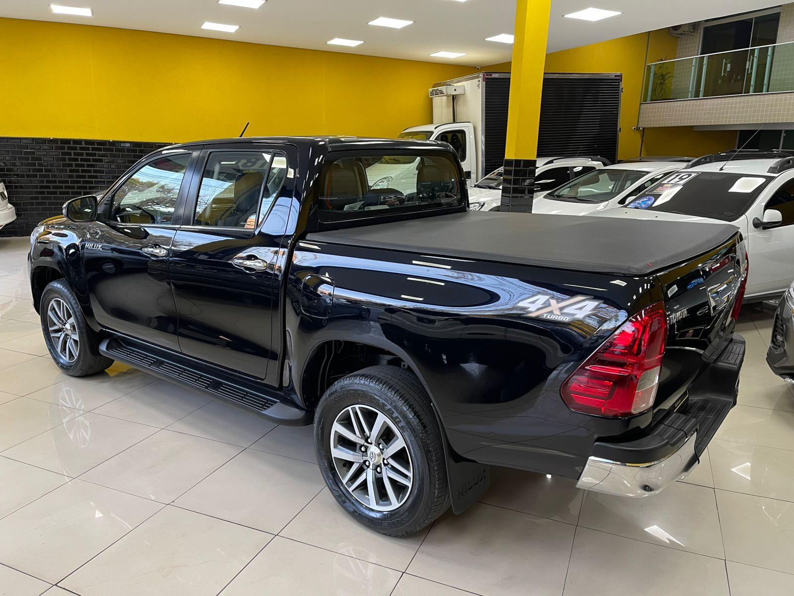 HILUX