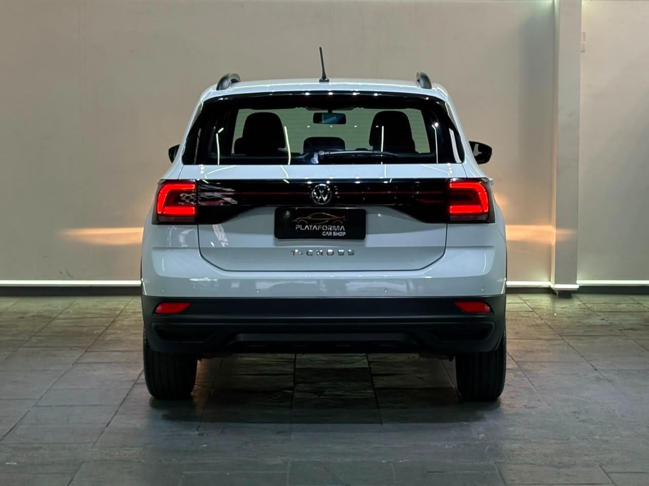 T-CROSS