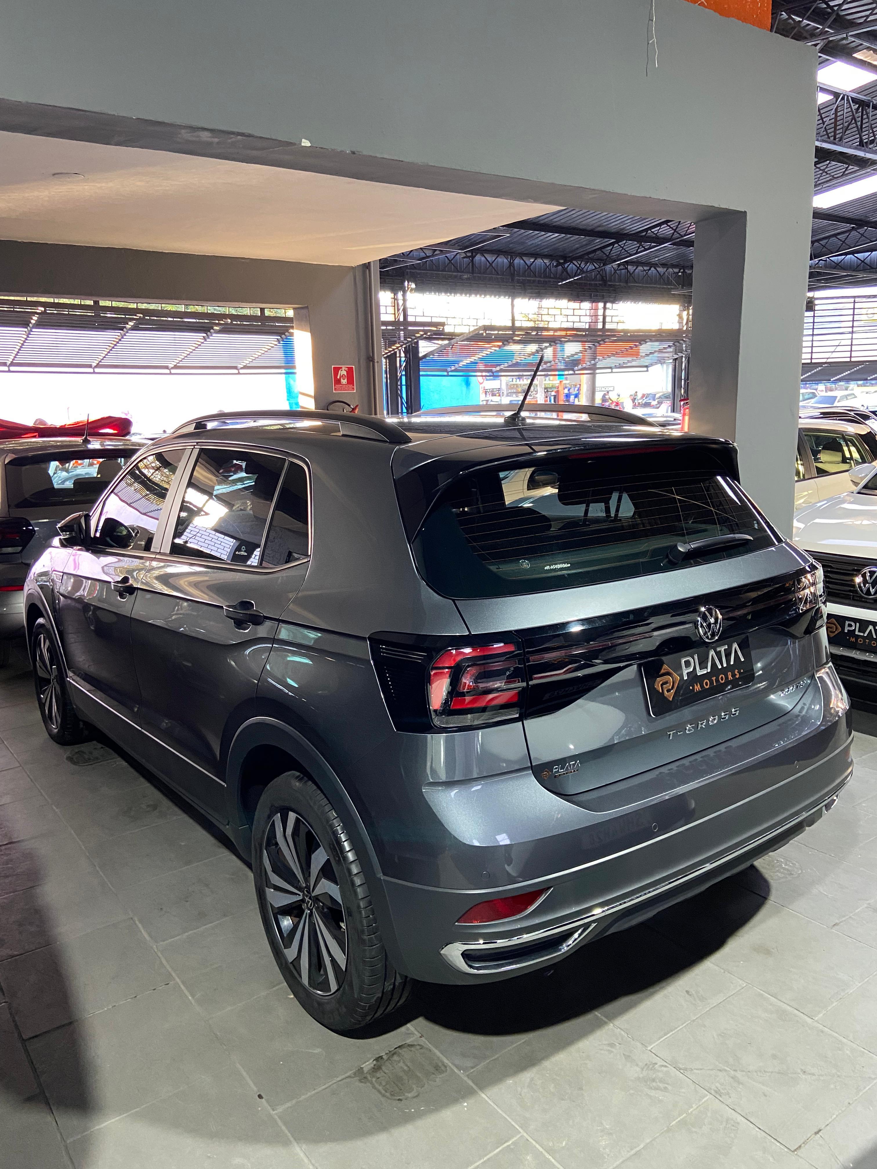 T-CROSS