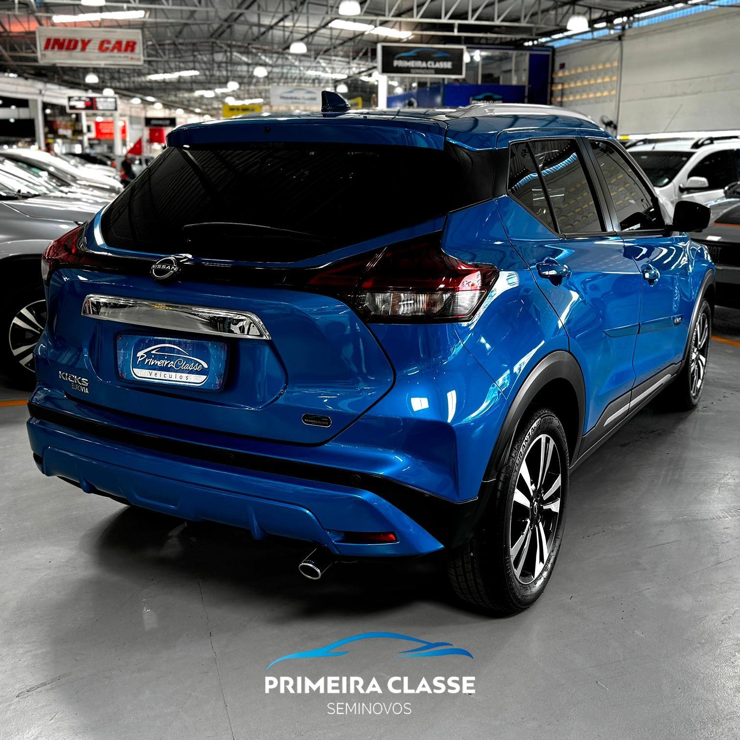 NISSAN KICKS