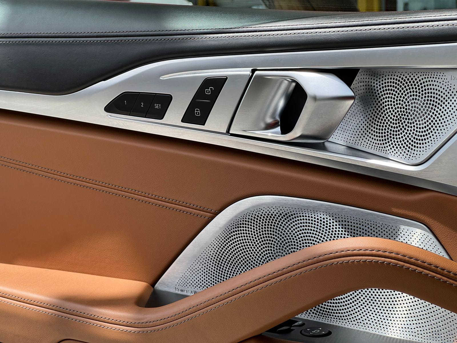 BMW M850I