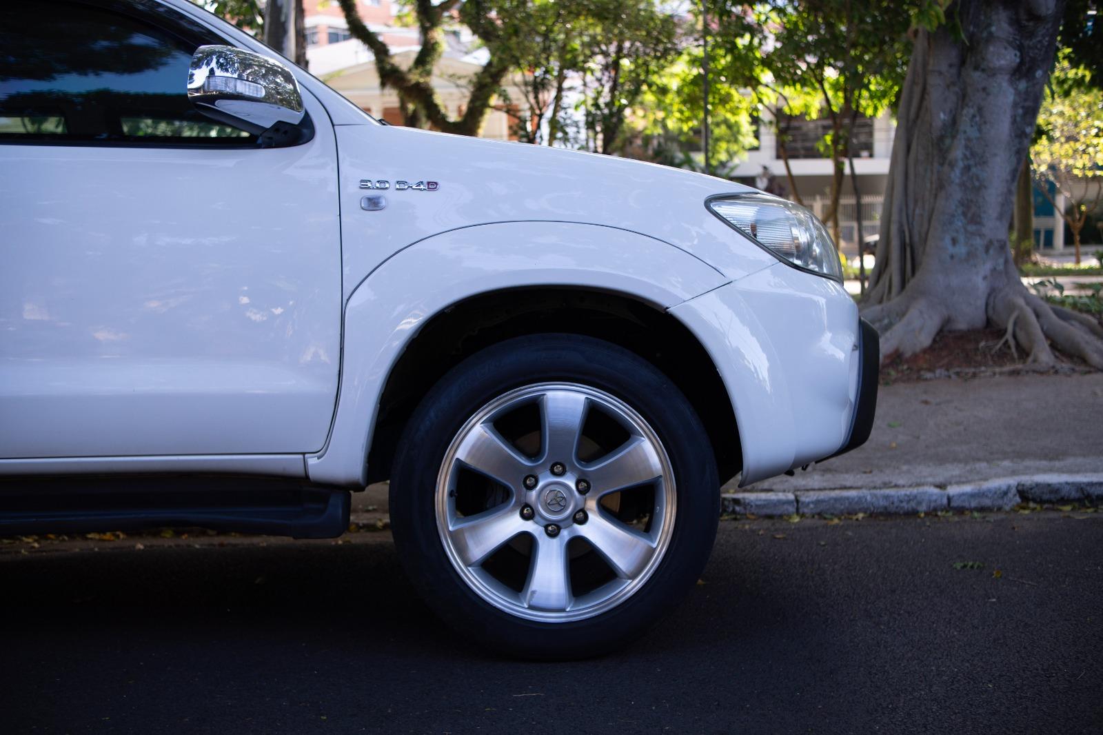 HILUX SW4