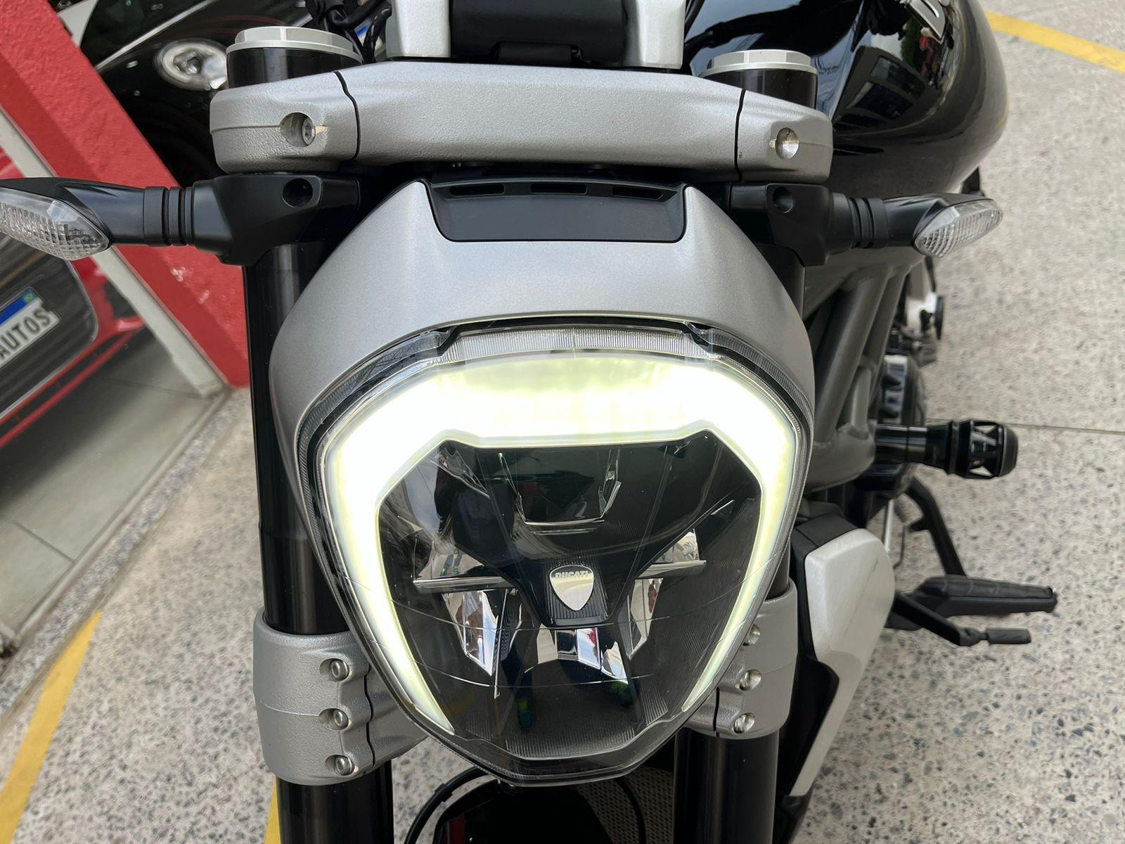 XDIAVEL S