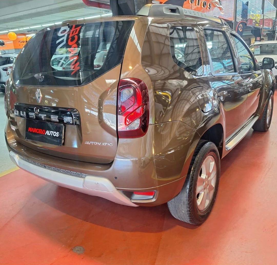 RENAULT DUSTER