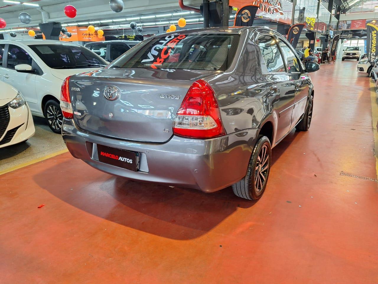 TOYOTA ETIOS