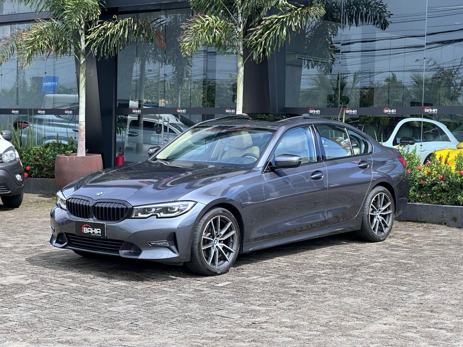 BMW 320i