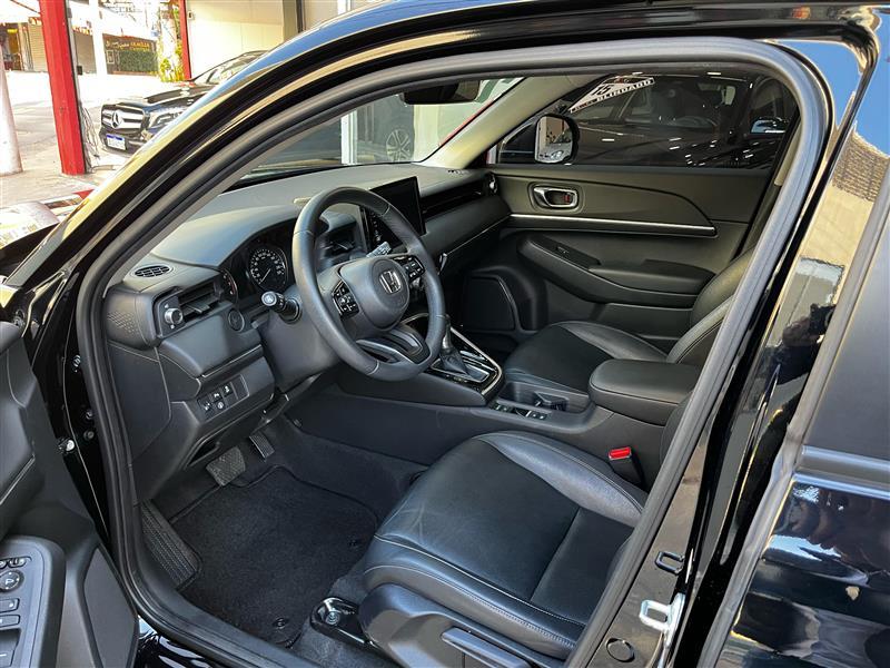 HR-V