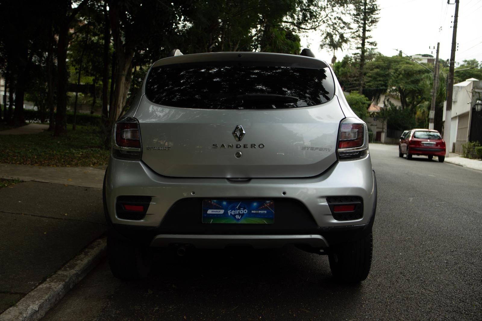 SANDERO