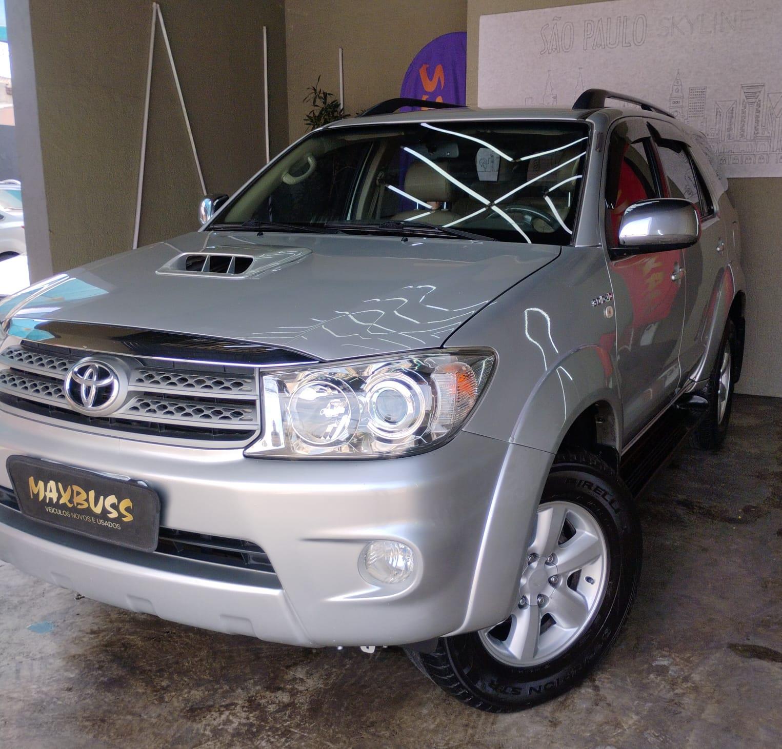 HILUX SW4