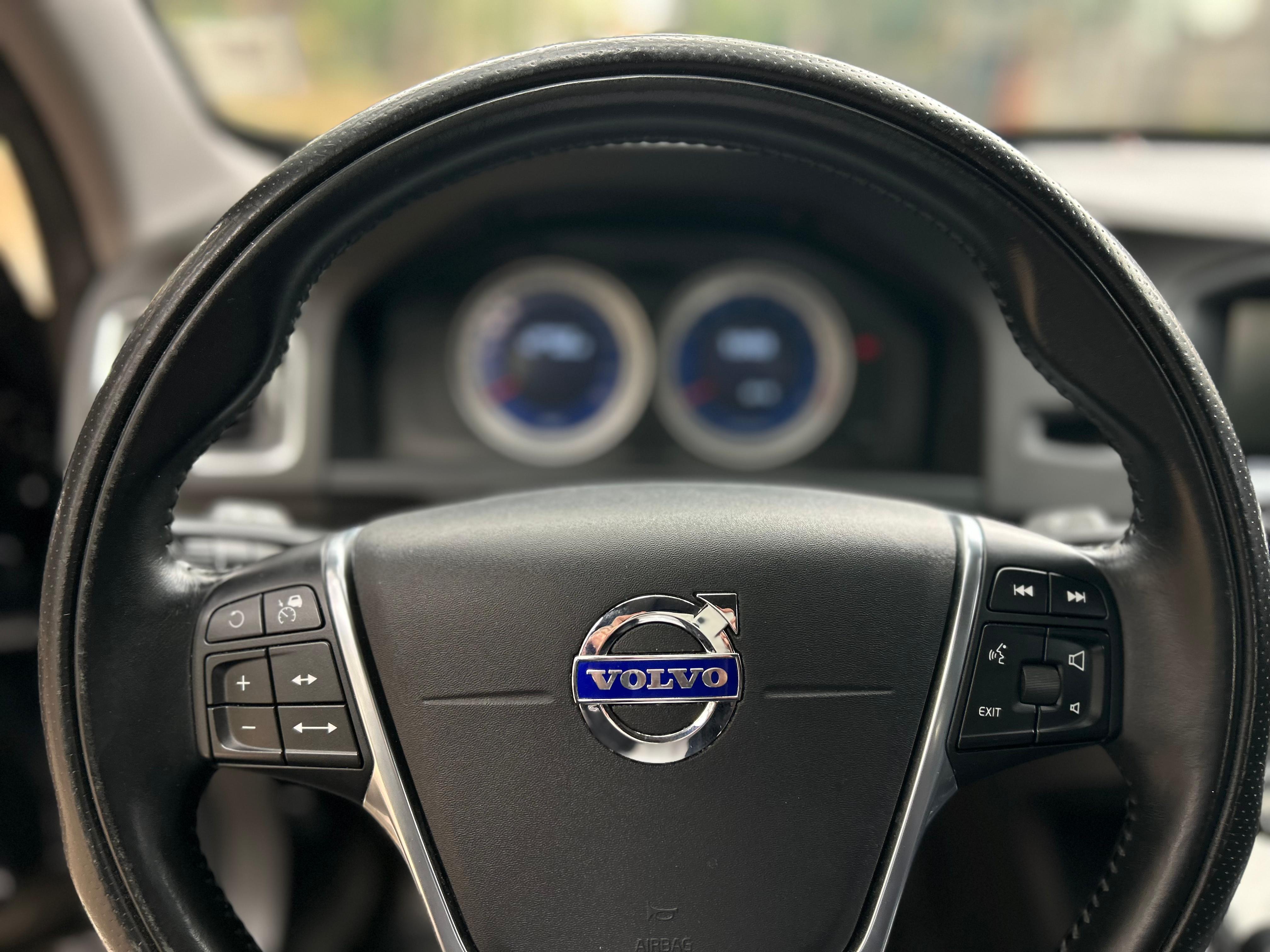 S60