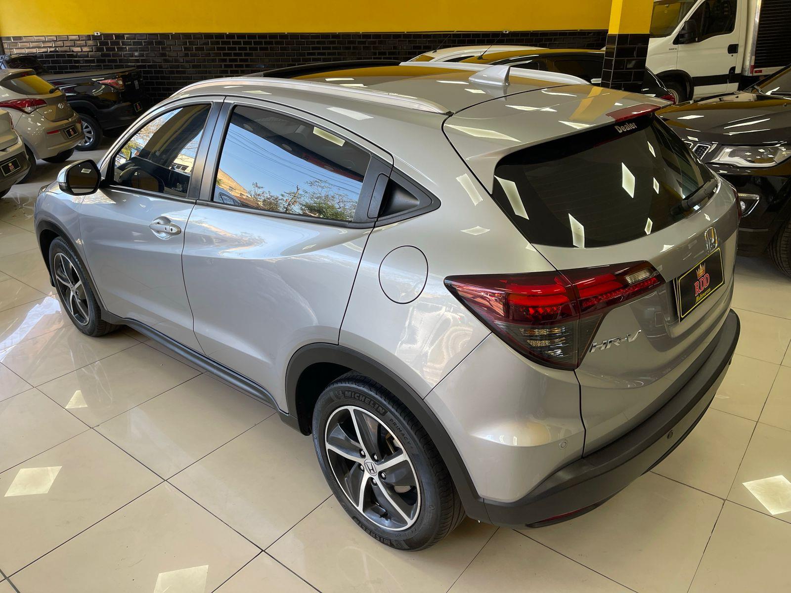 HR-V