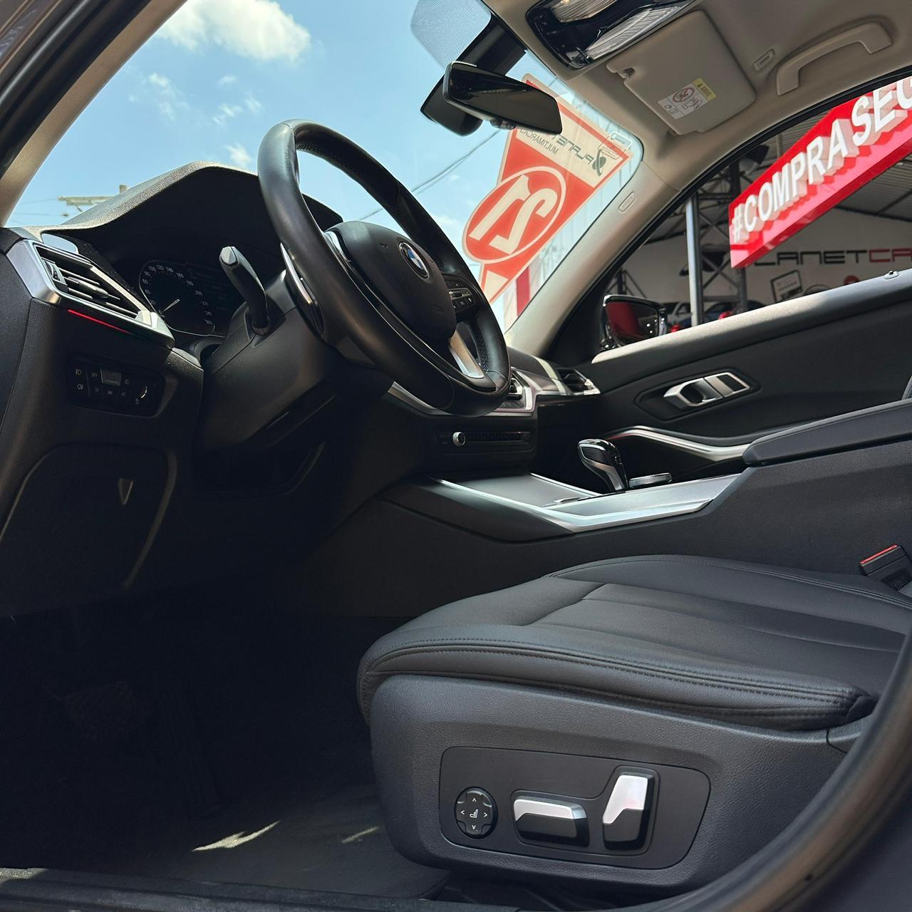 320I