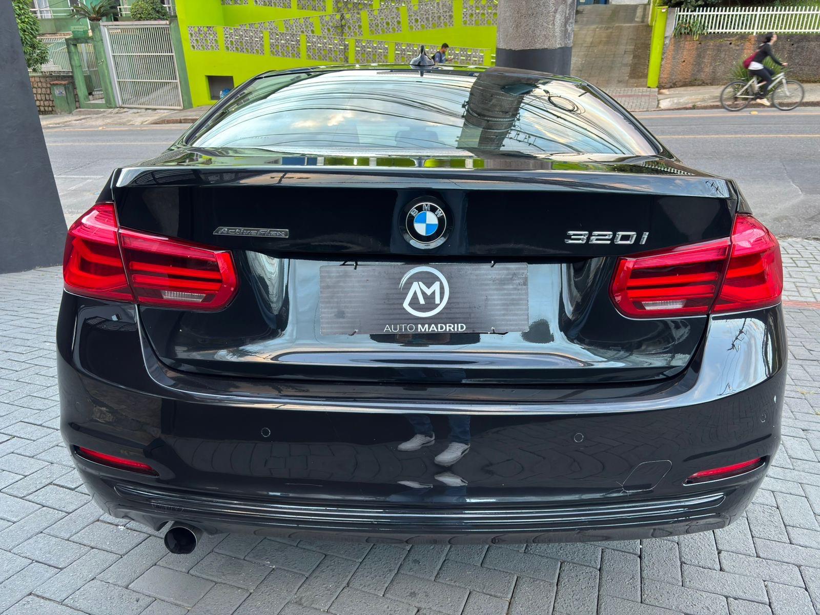320I