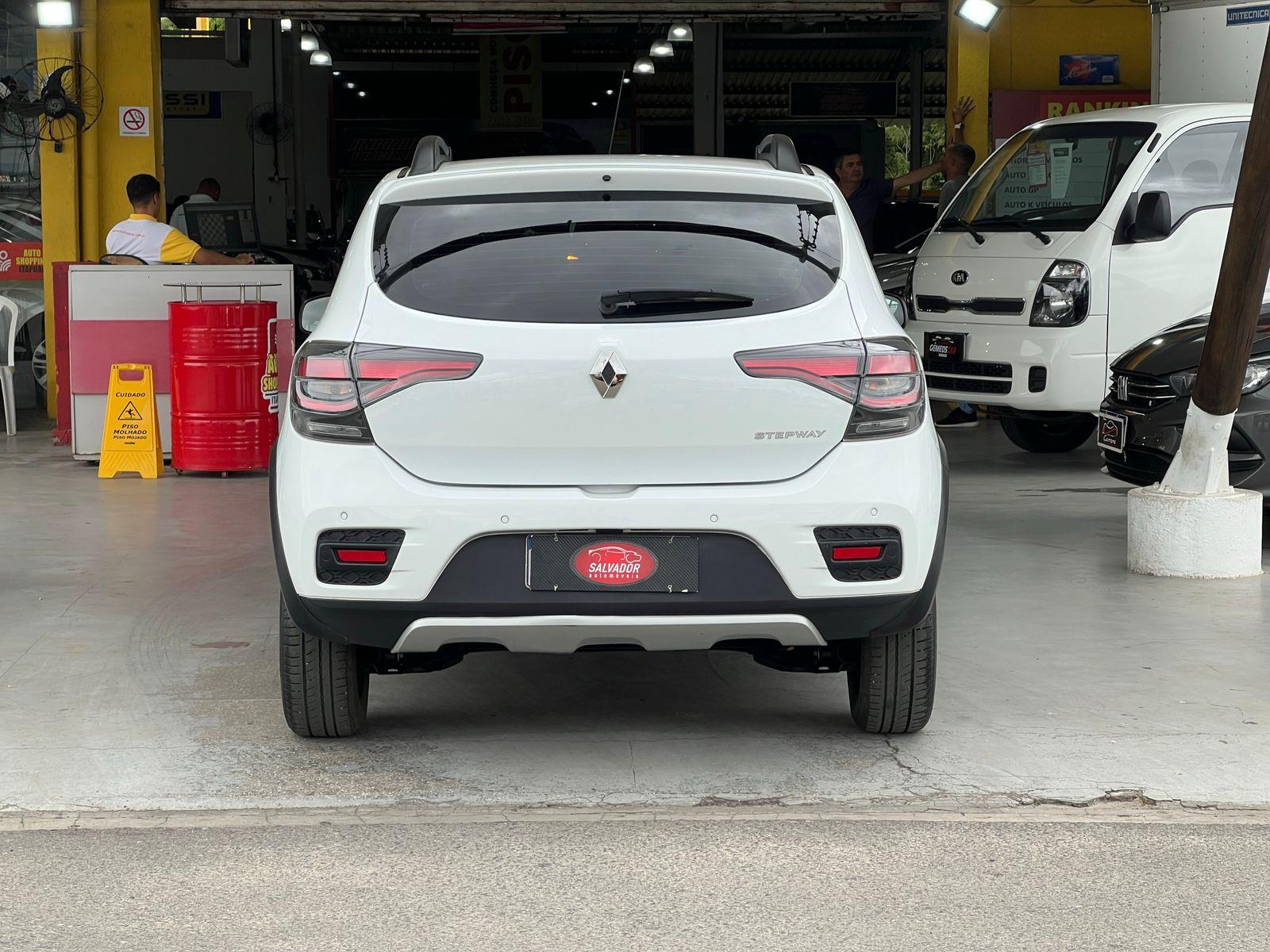 RENAULT SANDERO