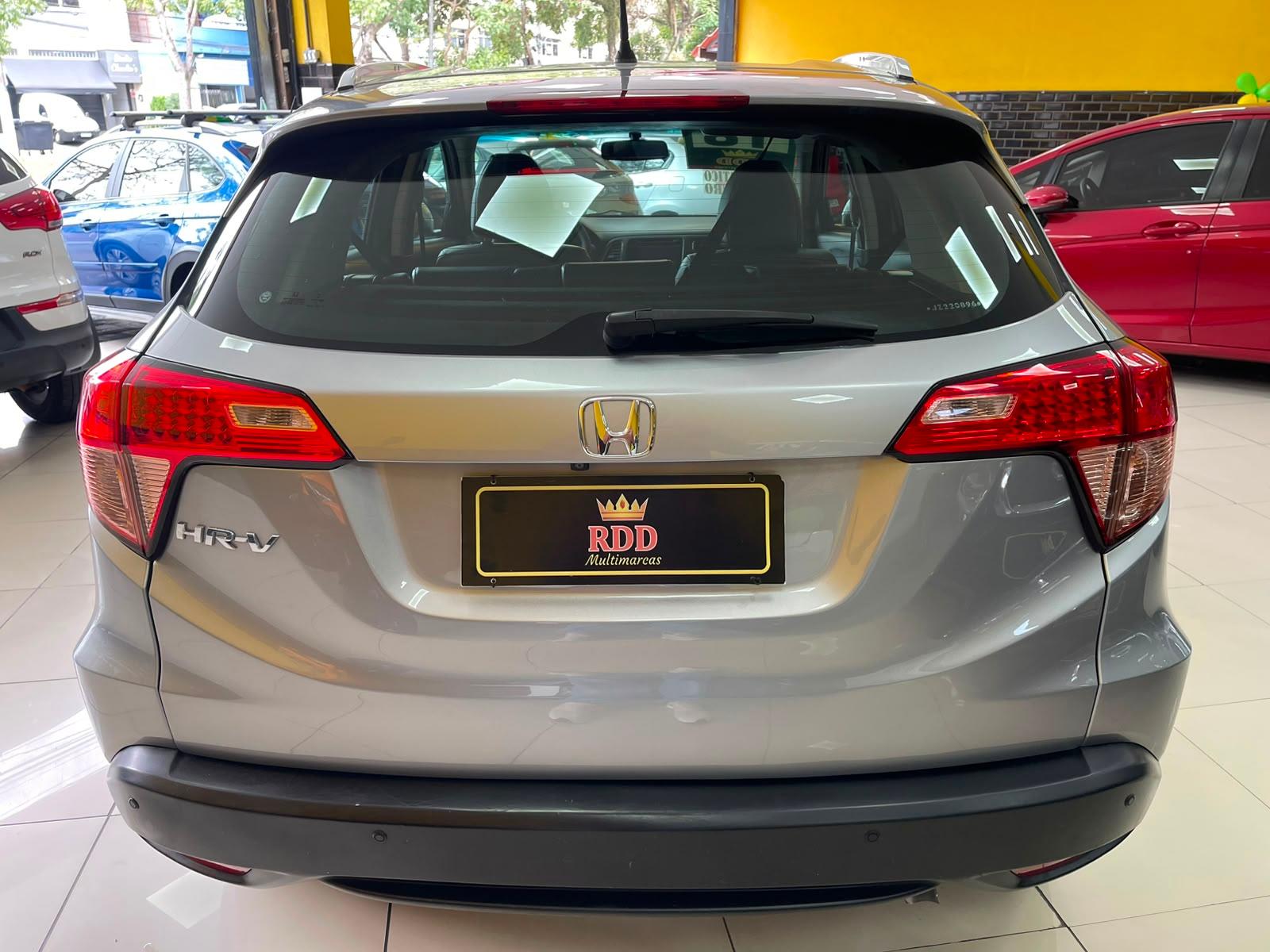 HR-V