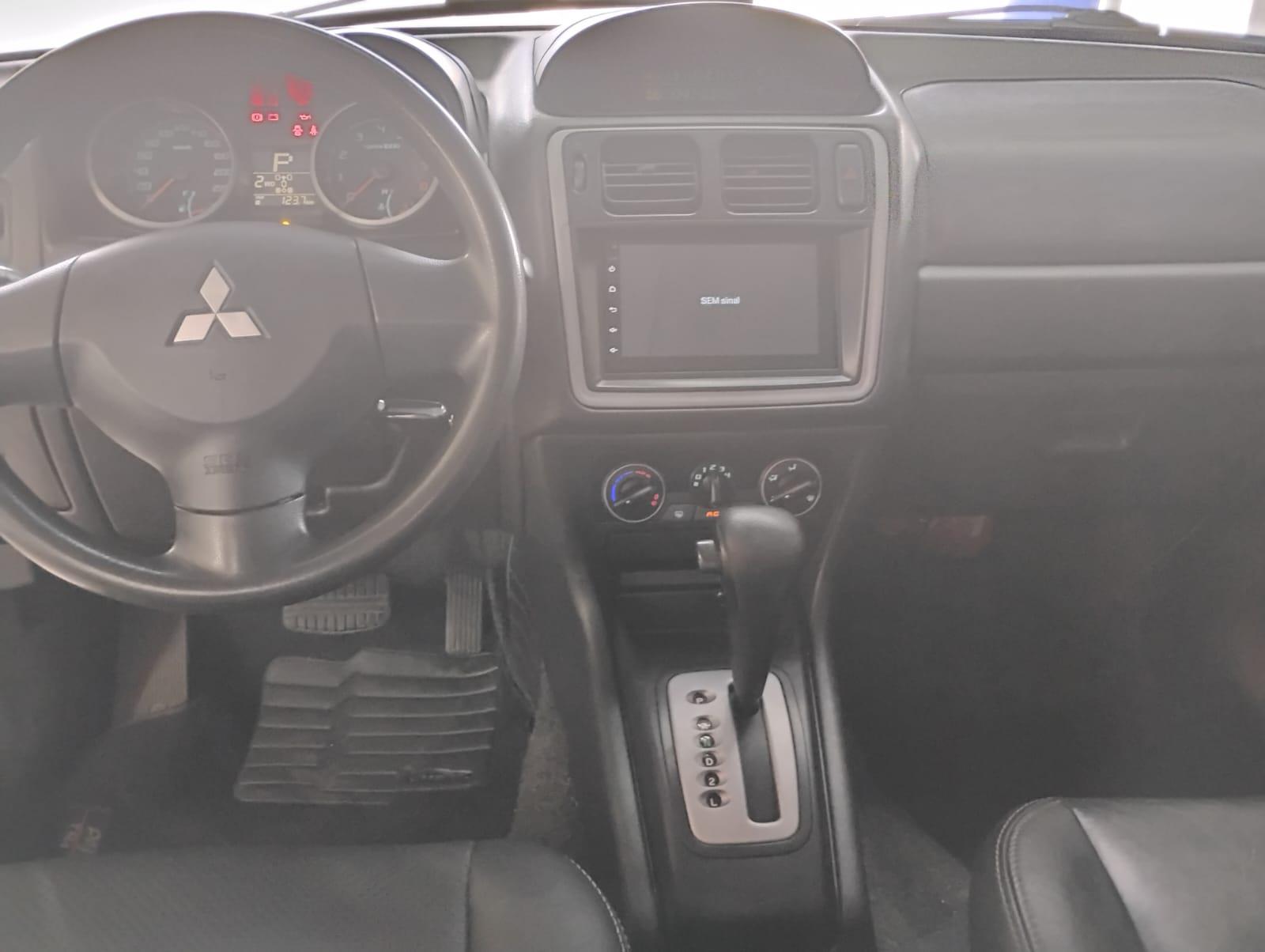 PAJERO TR4