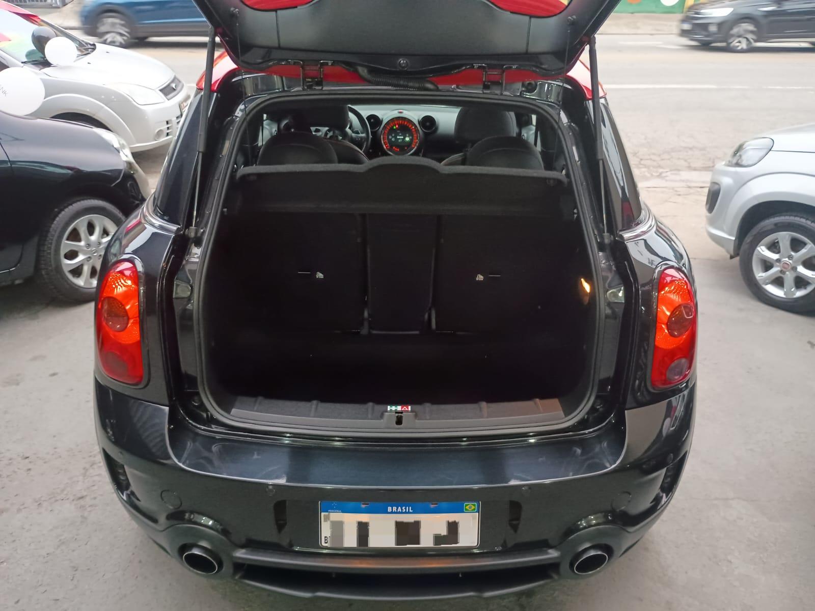 COUNTRYMAN