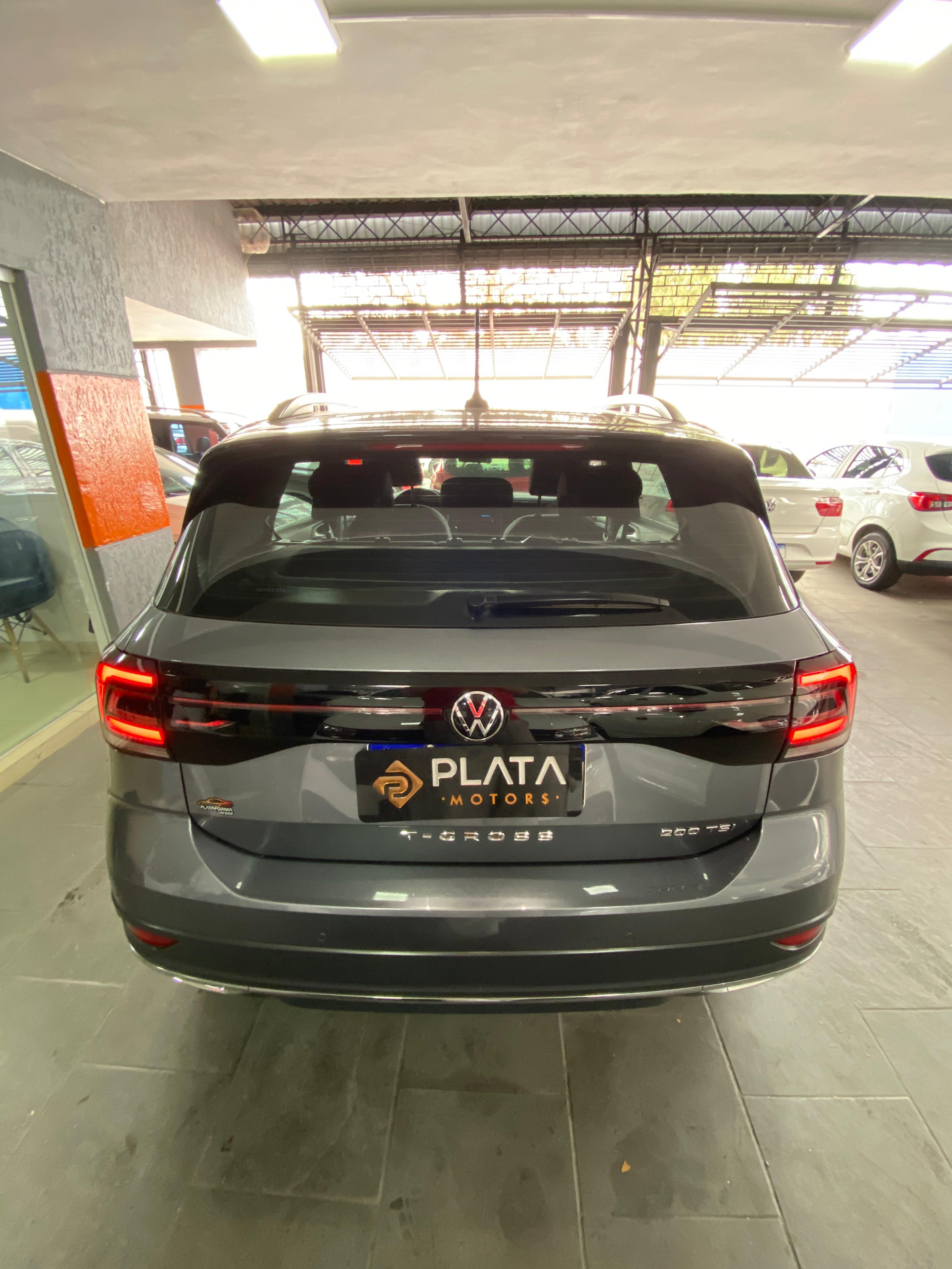 T-CROSS