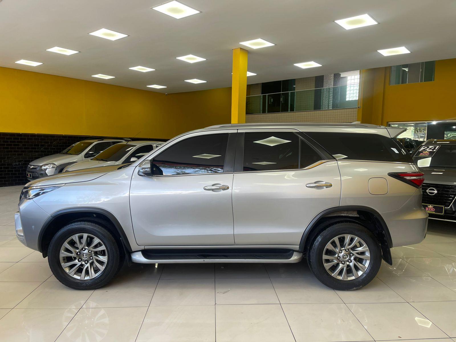 HILUX SW4
