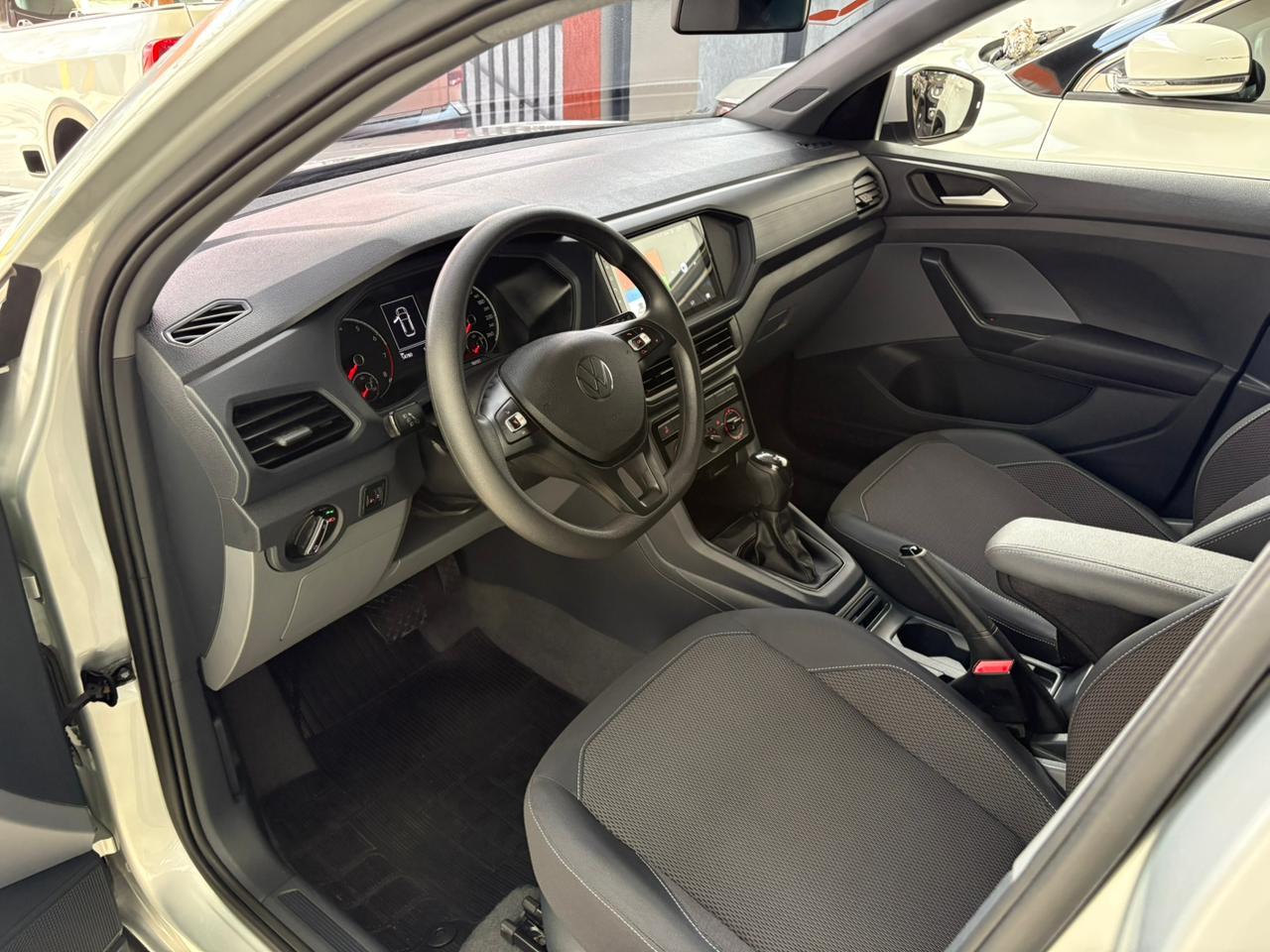 T-CROSS