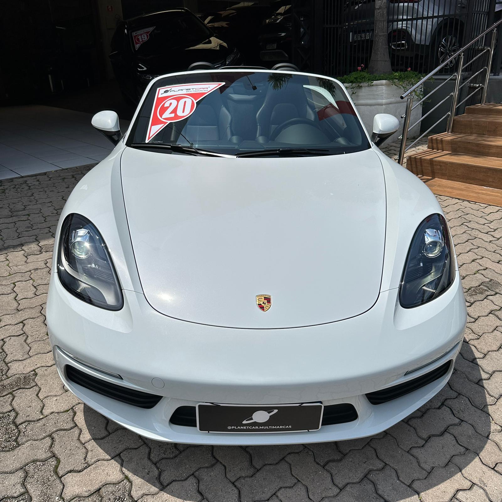 718