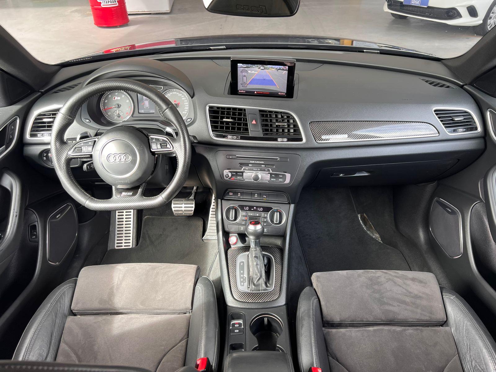 AUDI RS Q3