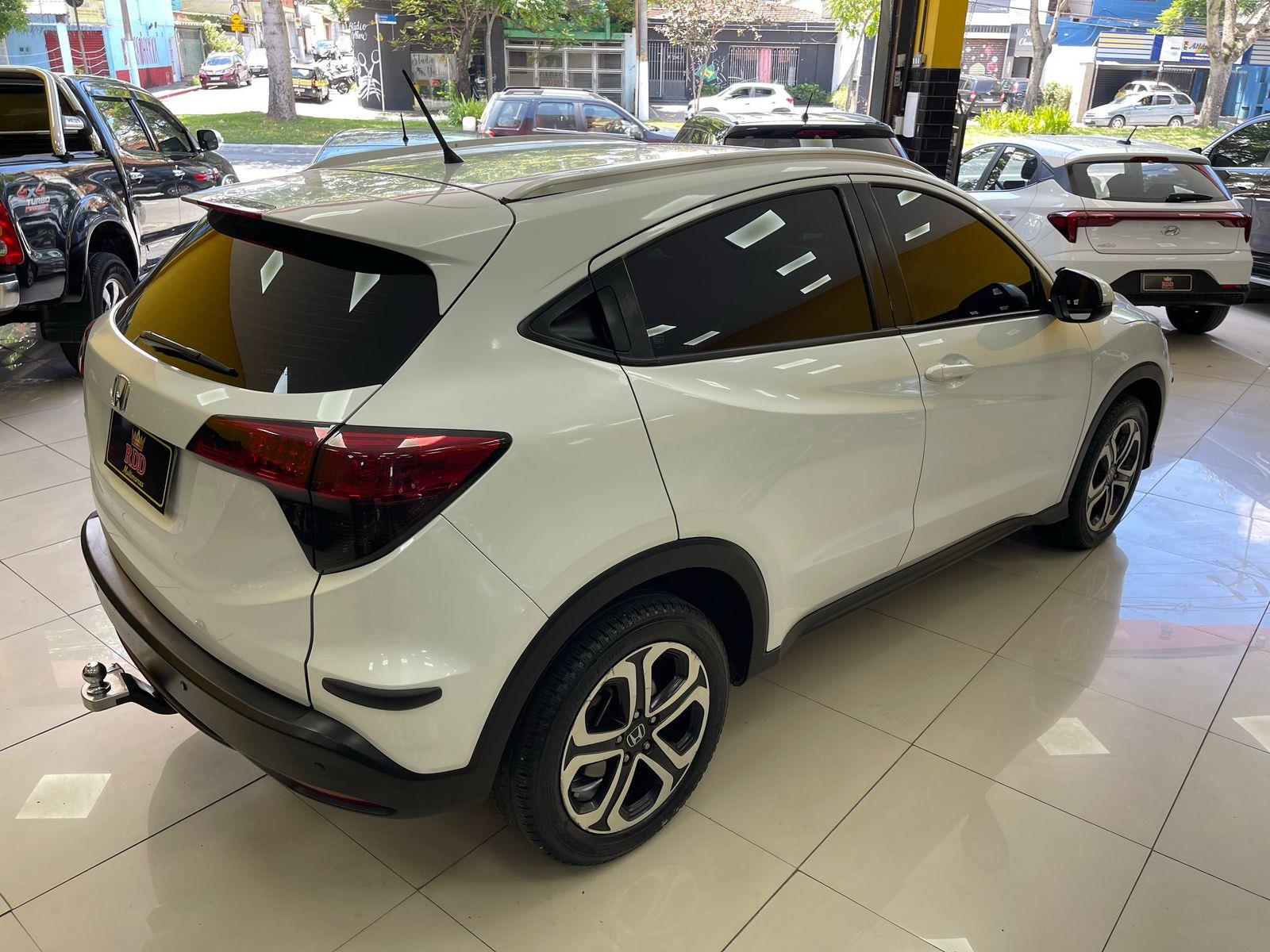 HR-V