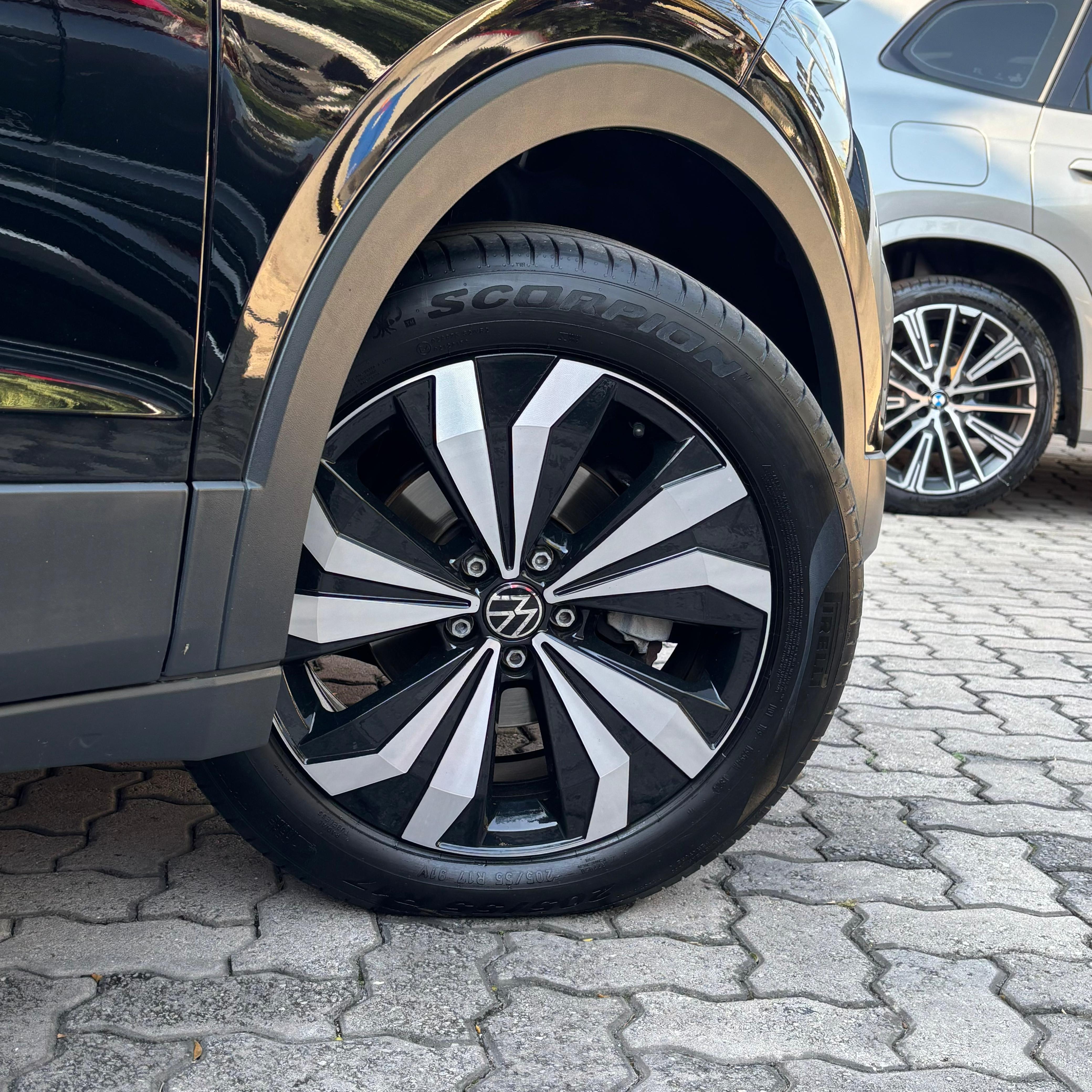 T-CROSS
