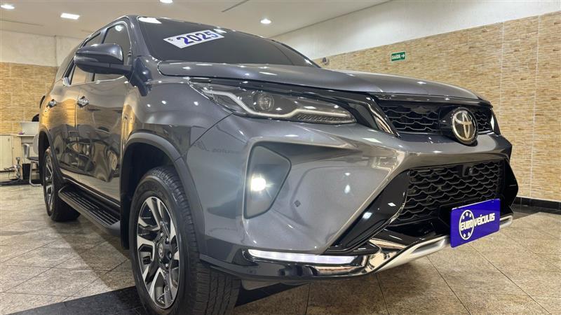 HILUX SW4