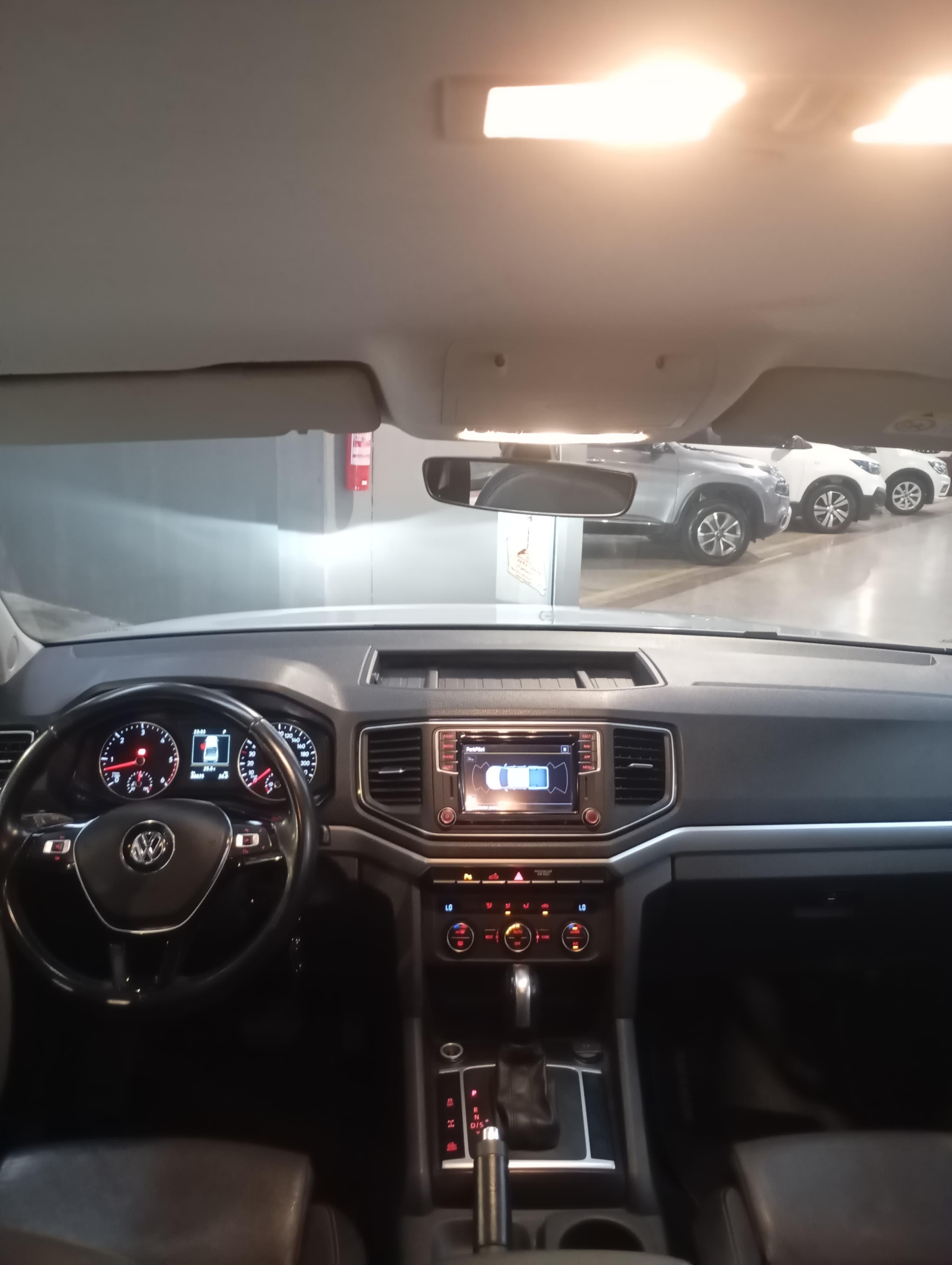 VOLKSWAGEN AMAROK