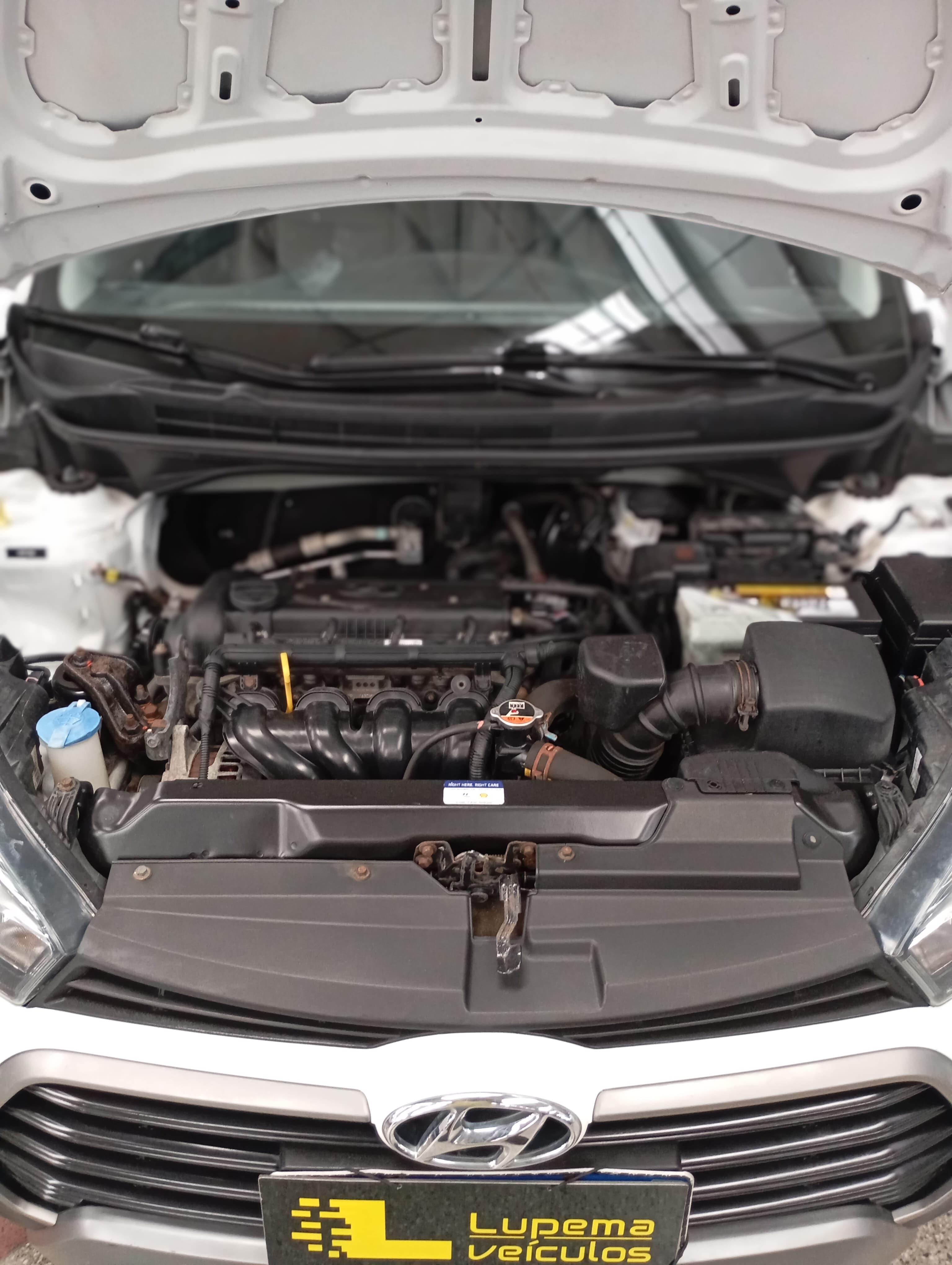 HYUNDAI HB20X